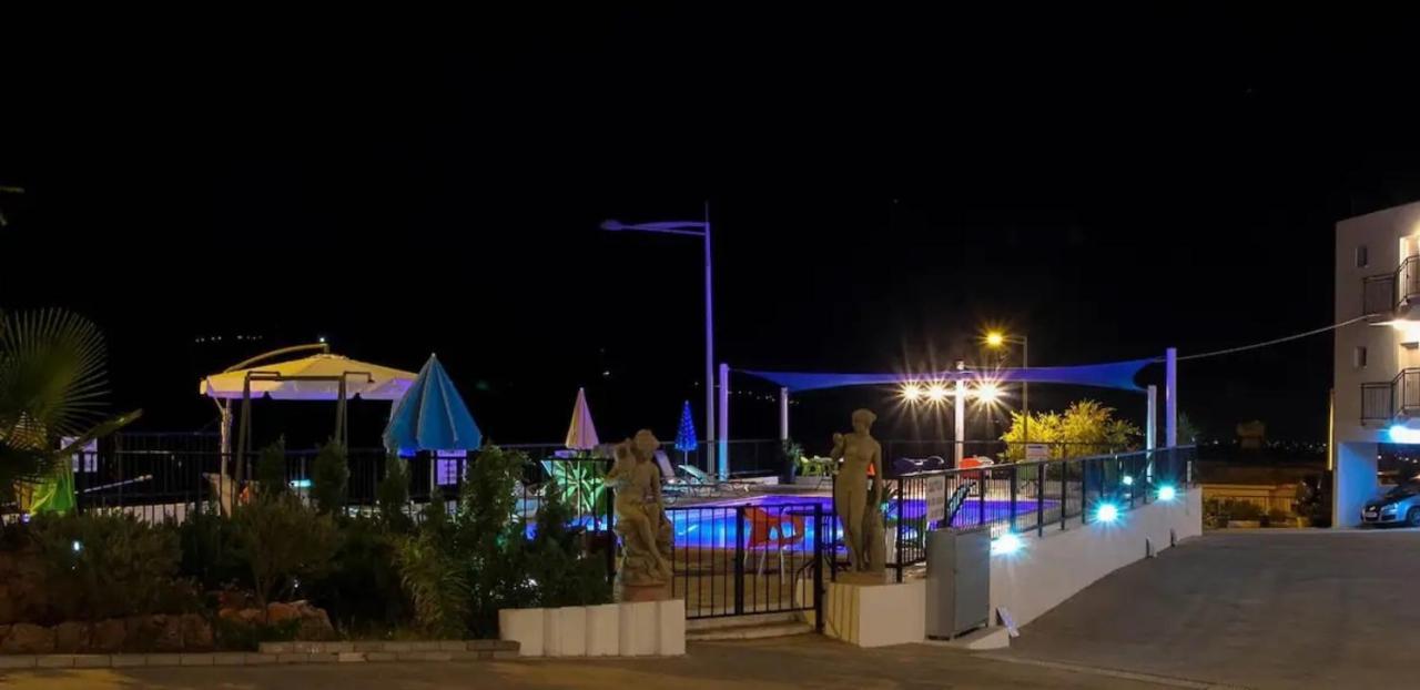 Panoramic Holidays Пея Екстериор снимка